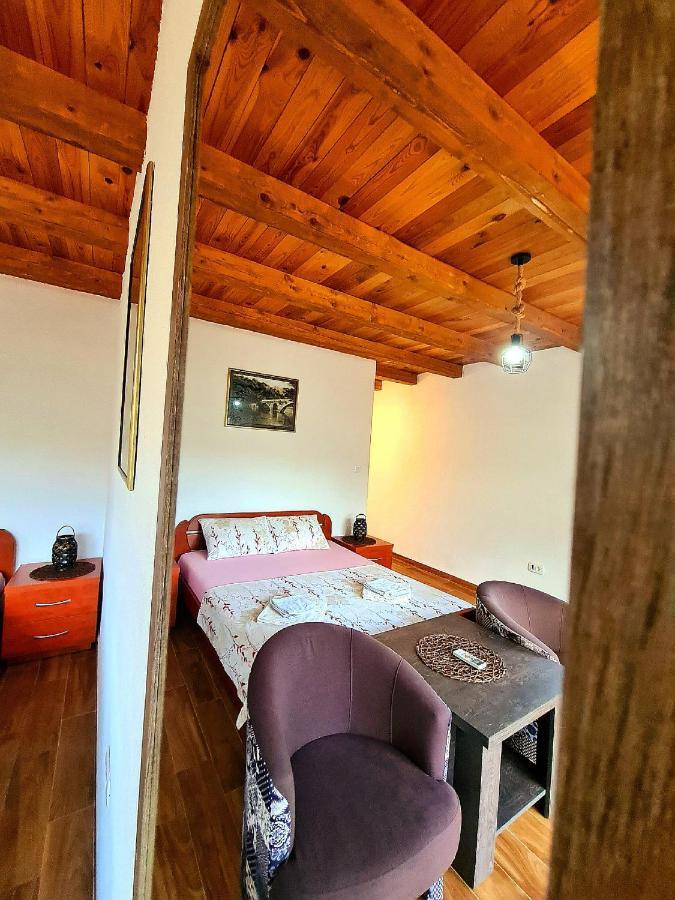 S&M Apartments Rijeka Crnojevica Luaran gambar
